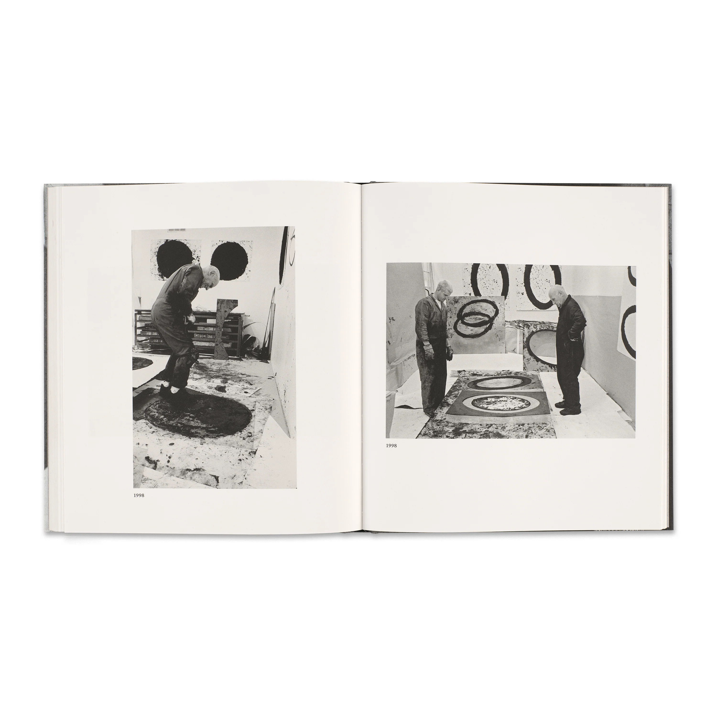 Richard Serra at Gemini: Photographed by Sidney B. Felsen - Image 4